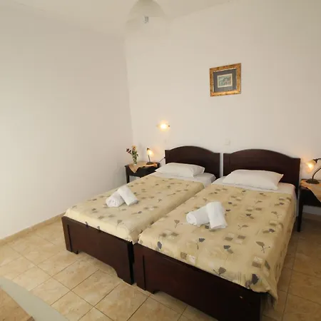 Апартаменты Zorbas Deluxe Мораитика